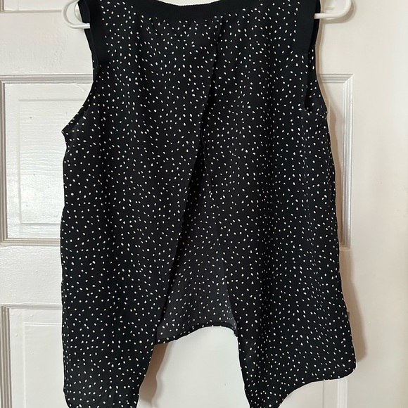 Light weight open back top - Picture 5 of 9